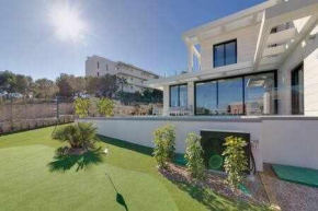 Lujosa villa con piscina climatizada las Colinas